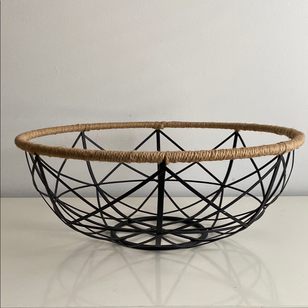 Oil Rubbed Bronze Metal Basket with Jute Wrapped Edge